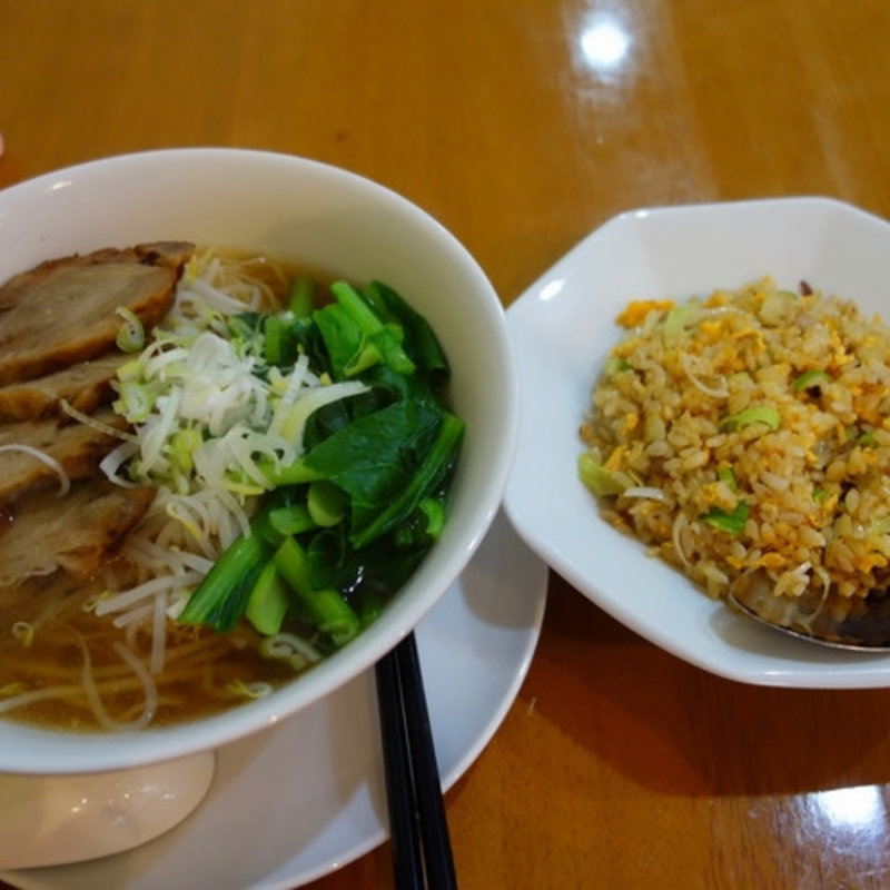 めんセット（チャーシューめん+ミニチャーハン）(橘屋)