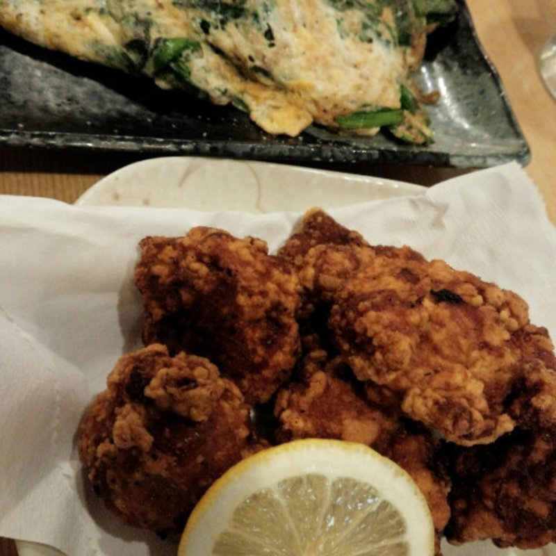 唐揚げ(武州うどんあかね&みどりダイニング)