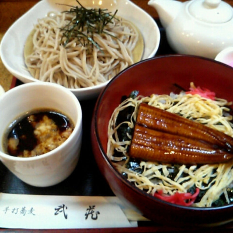 うなぎ寿司とろろそば定食(武蔵 手打そば 広畑店 （むさしてうちそば）)