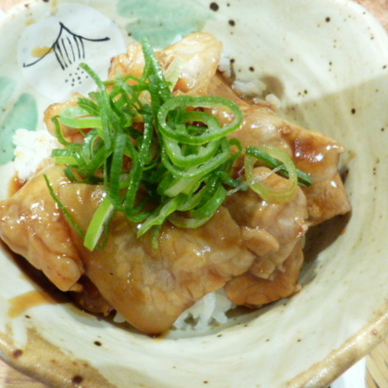 ミニ豚バラ丼(武蔵野うどん こぶし ecute立川店)