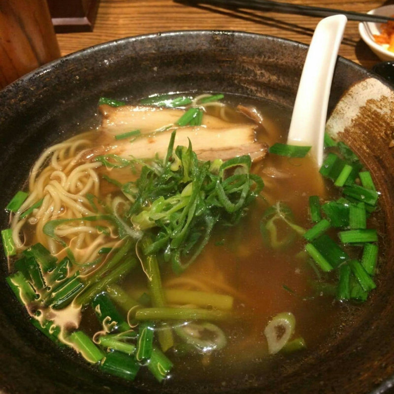 ニンニク醤油ラーメン(段七 梅三小路店 （だんしち）)