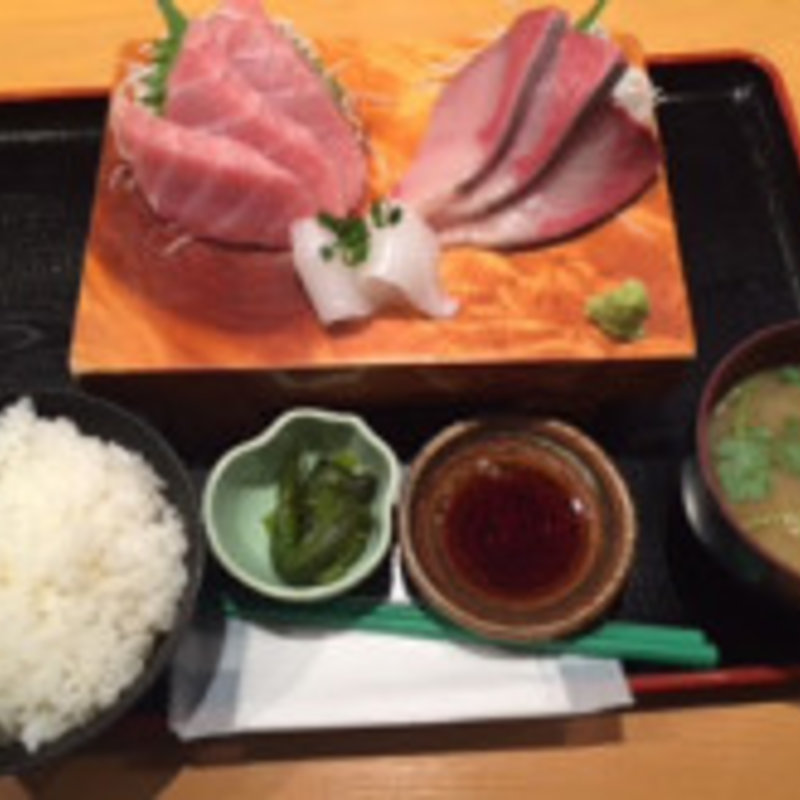 刺身三種盛定食(ねぎ塩チャーシュー丼　水喜 )