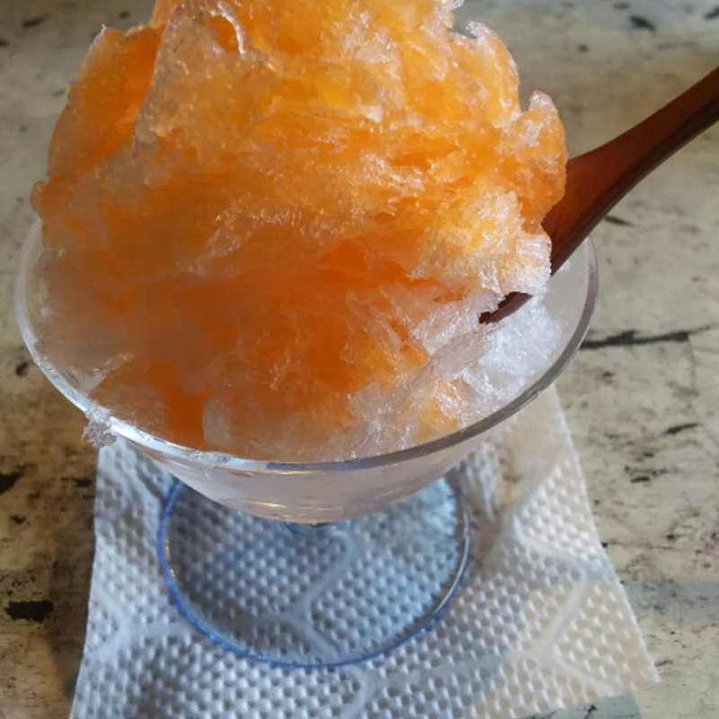 あんず味　カキ氷(氷工房 石ばし )