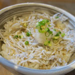 釜揚しらす丼(永斗麺 神南店)