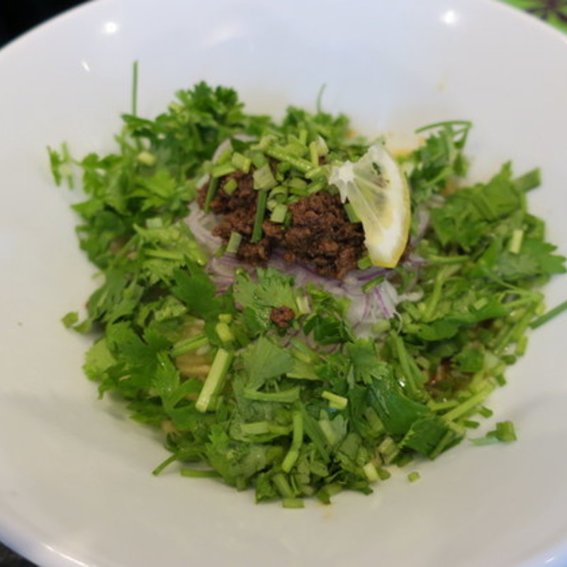 汁なし担々麺(たんぽぽ )