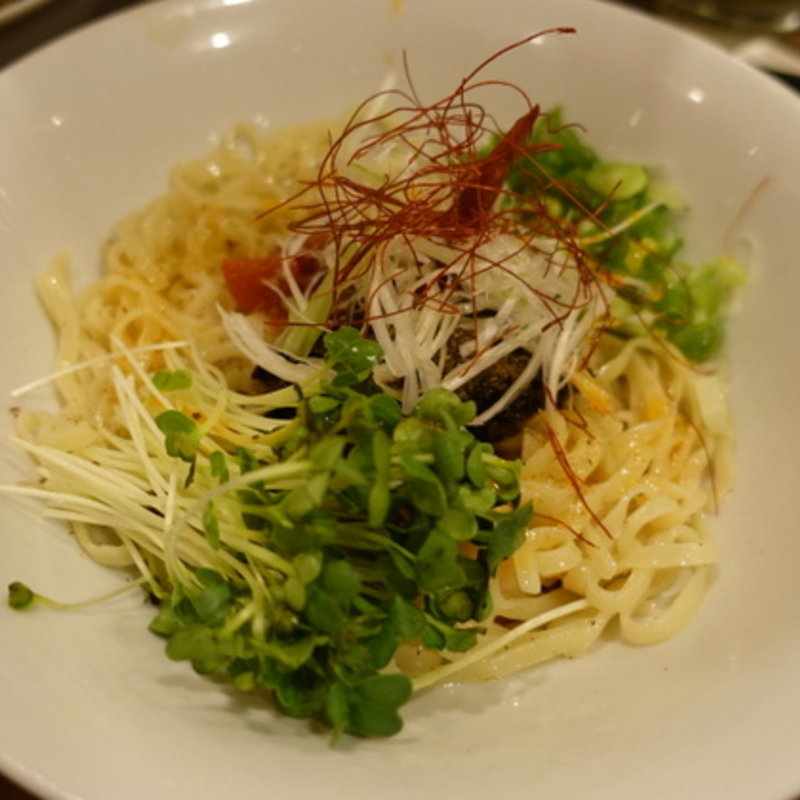 冷やし汁なし担々麺(汁なし担々麺 ちりちり)