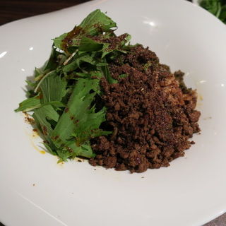 汁なし担担麺 黒胡麻担担麺(汁なし担担麺 ピリリ)