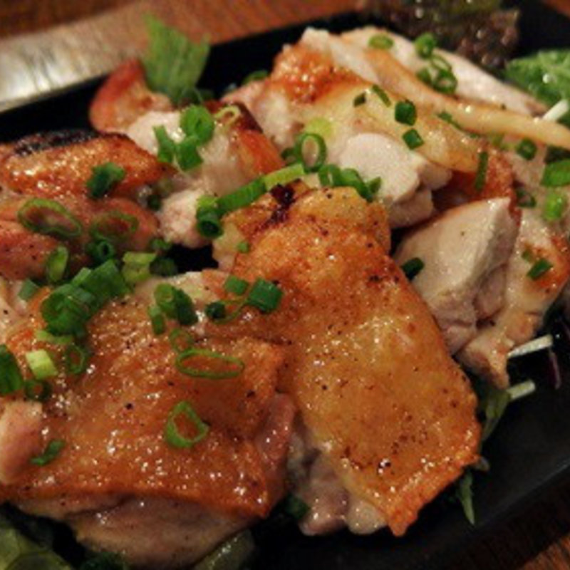 鶏もも肉のソテー(池尻バル トリイチ)