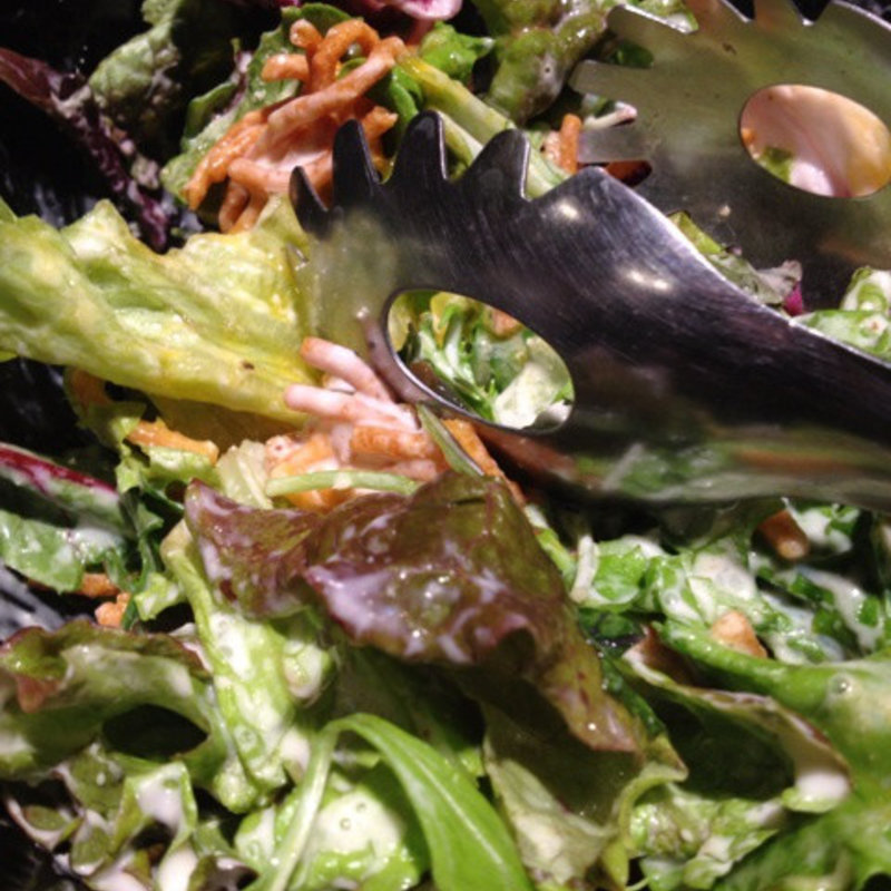 名物サラダ(Dining kaze 池袋の風 - 池袋東口本店)