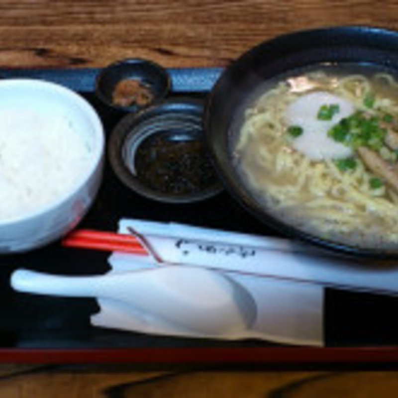 沖縄そば定食(ゆんたく)