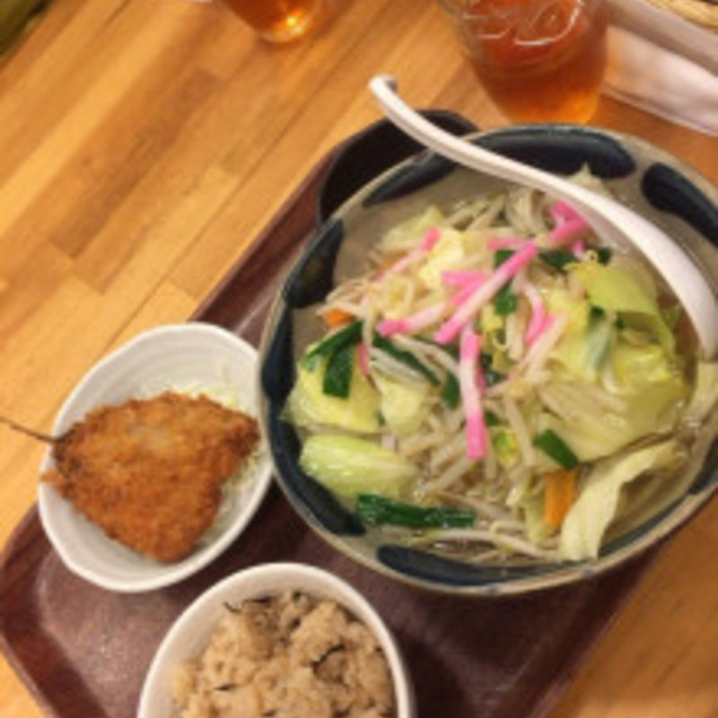 そばセット（野菜そばにジューシー）(行集談四朗商店)