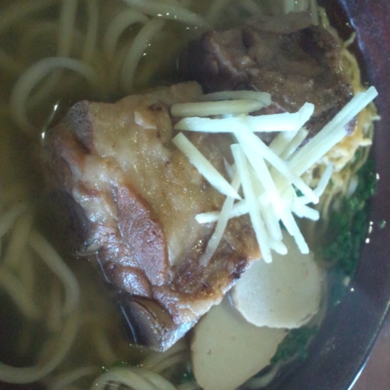 ソーキそば(沖縄料理　美ら花)