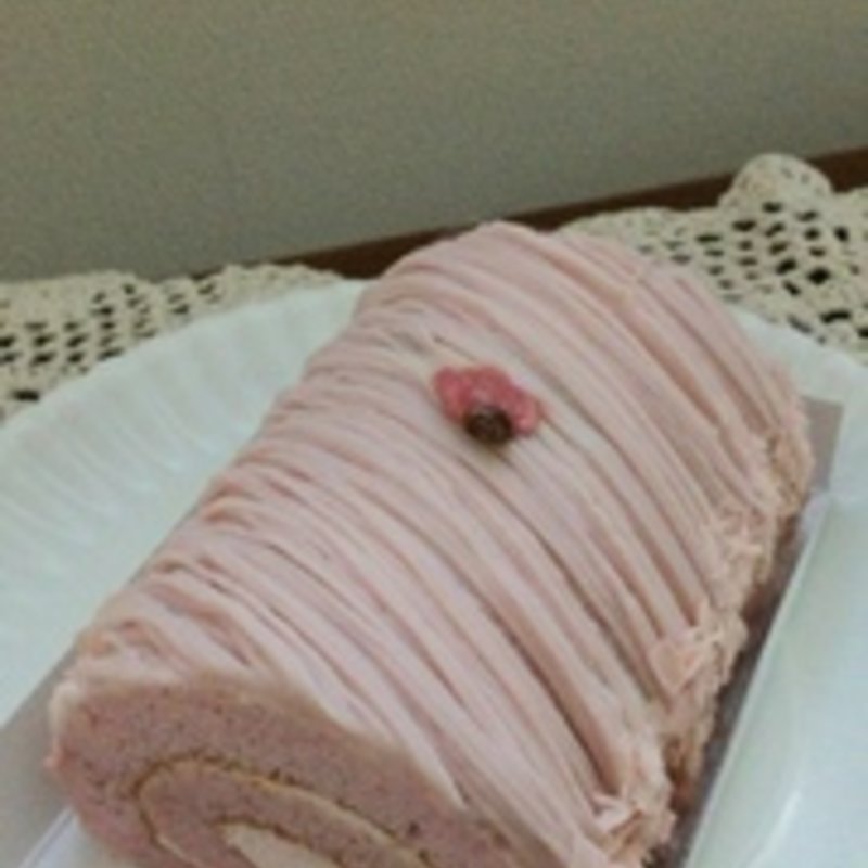 桜のロールケーキ(治一郎 アトレ恵比寿店)