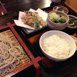 ざるランチ大盛り(法扇 )