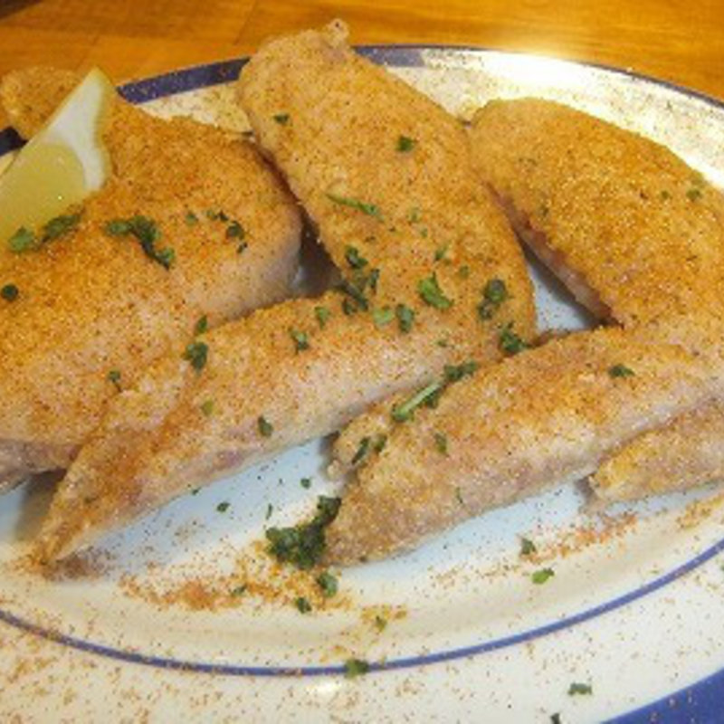 手羽先のスパイス揚げ(泳ぎイカバル カラマーロ 浜松町大門店 （泳ぎイカバル Calamaro）)