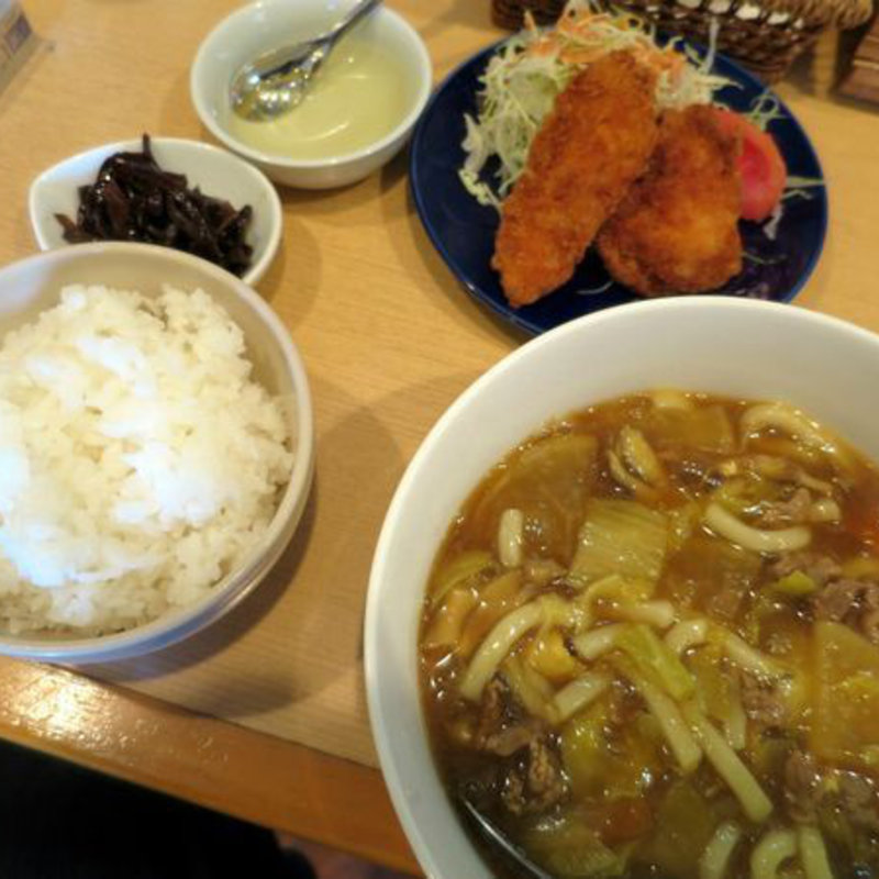 きまぐれランチ(洋食クッチーナ)