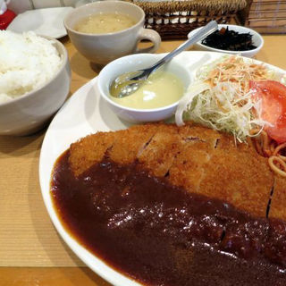 トンカツ(洋食Cucina （ヨウショククッチーナ【旧店名】きまぐれCucina）)
