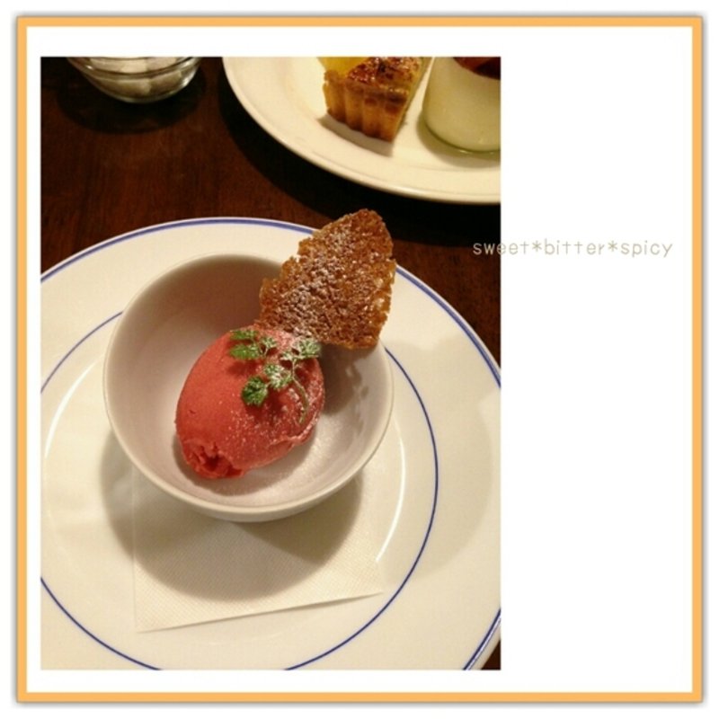 いちごのシャーベット(洋食屋 マンジャーレ タキナミ )