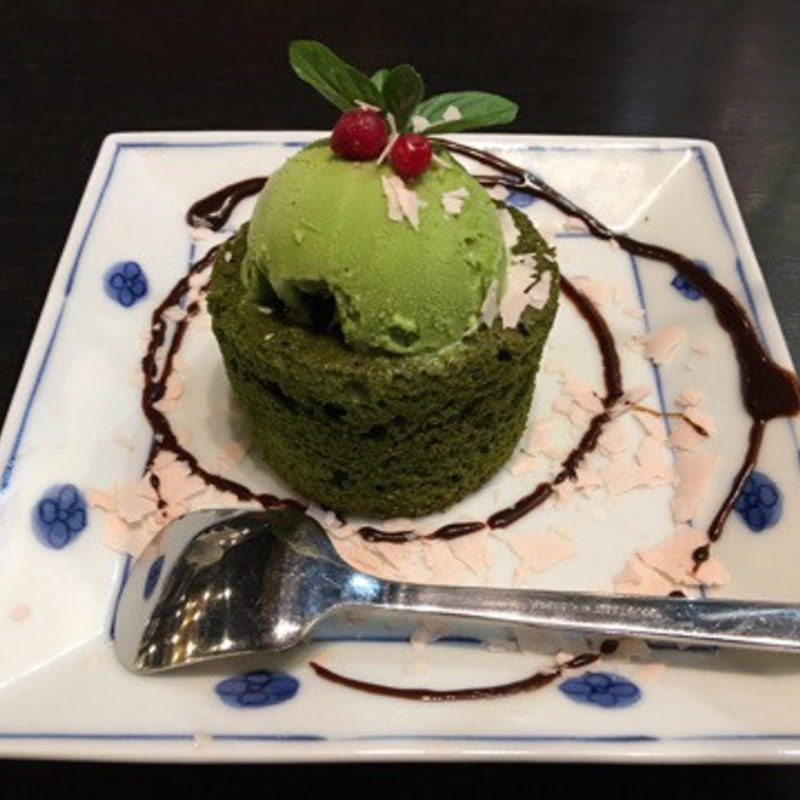 抹茶のフォンダンショコラ(洋麺屋 五右衛門 名古屋ユニモール店)