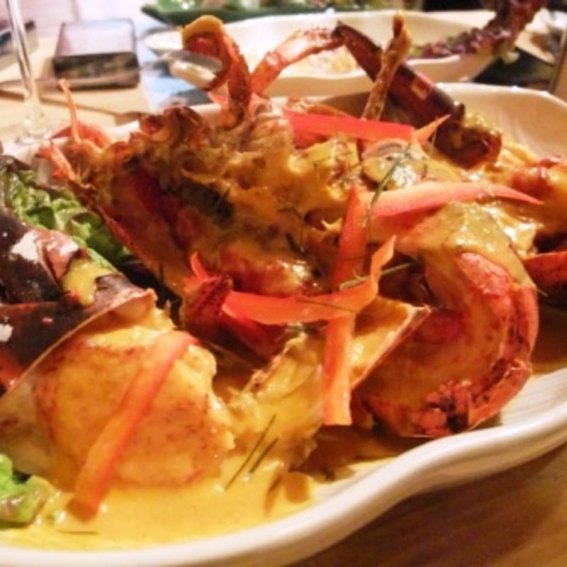 オマール海老イエローカレーソースかけ(活海老バル orb Resort （オーブリゾート）)