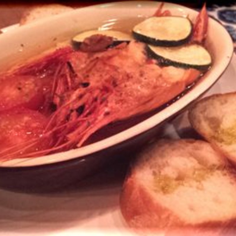 子持ち紅ボタン海老のアヒージョ (活海老バル orb 北新地 （オーブ）)