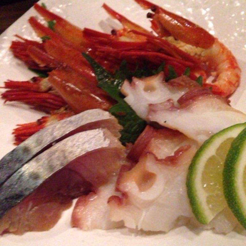 えび、たこ、さばの燻製(活食・隠れ酒蔵 かけはし)