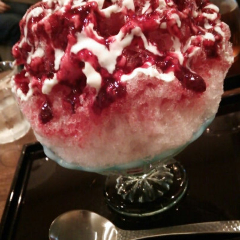 四種のベリーとヨーグルト(浅草浪花家)