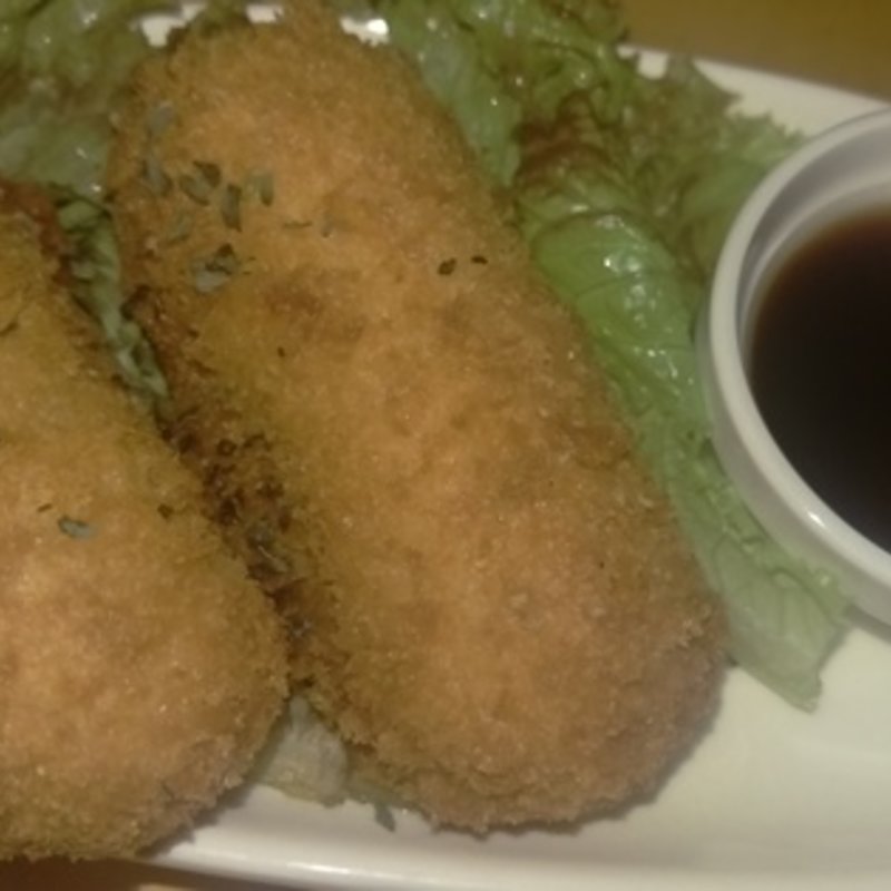 カニクリームコロッケ(浜焼次郎 池袋西口店)