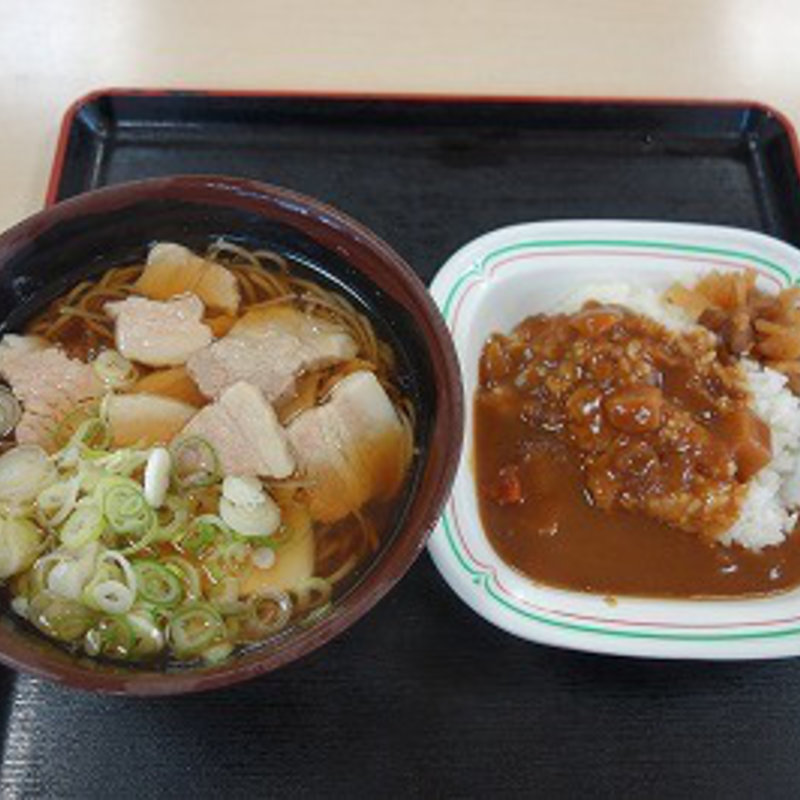 肉そばとミニカレー(海員生協 本牧レストラン)