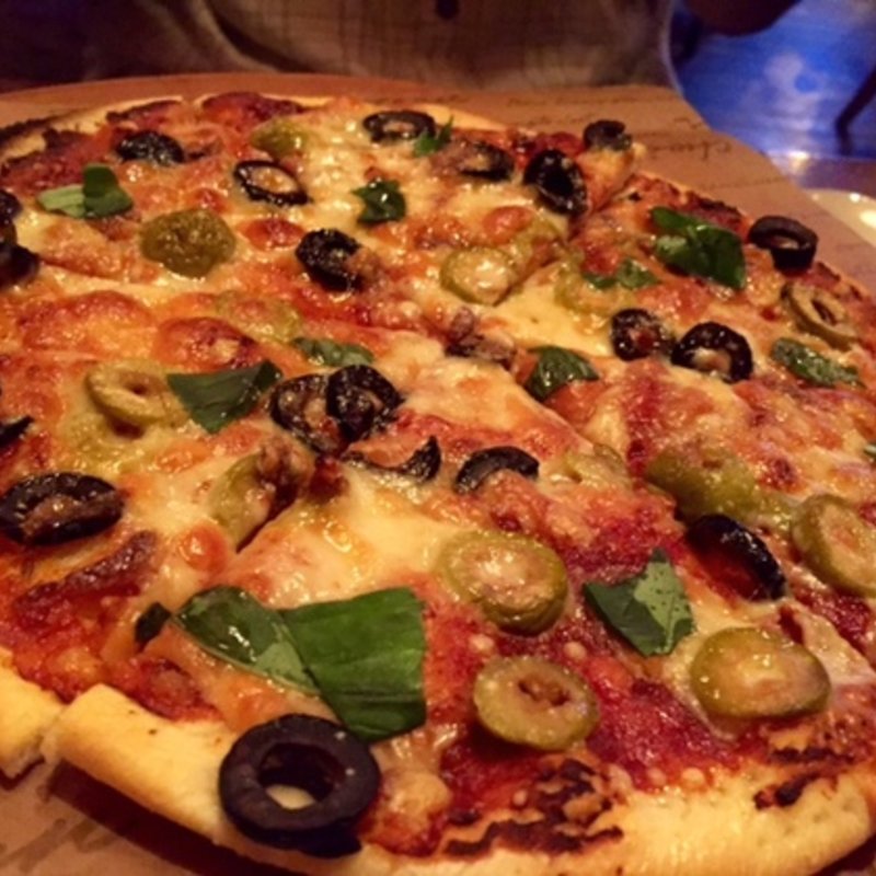 アンチョビ＆オリーブのピザ(海月亭 （くらげ亭）)