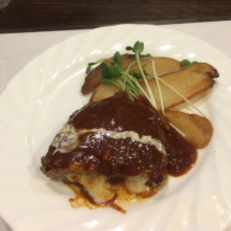 チーズinハンバーグ(海浜館 西中洲店 )