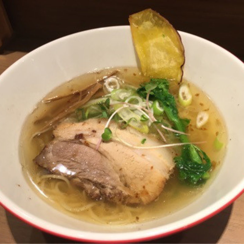 鶏塩ラーメン(海老鶏麺蔵)