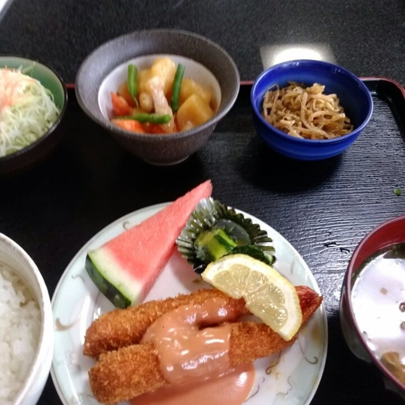 ランチ（エビフライと肉じゃが）(清山 （セイザン）)