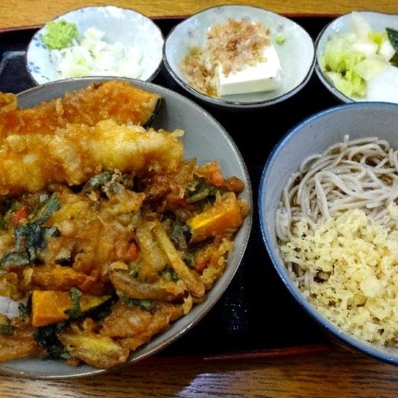 日替定食　天丼(そば処 清水)