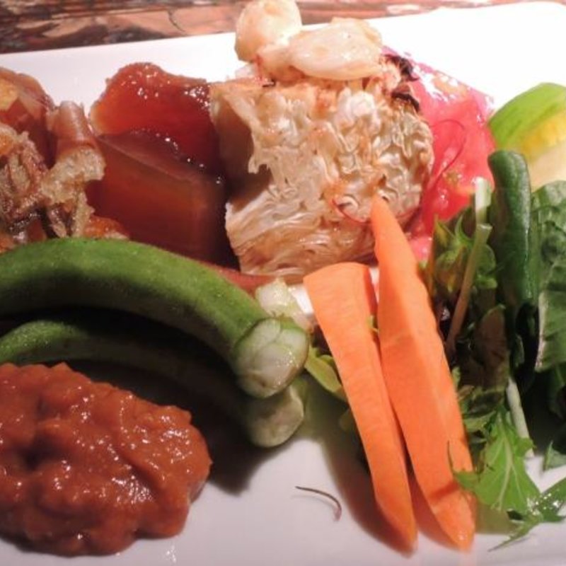 シェフのこだわり卵かけ御飯と野菜取り放題(春秋 渋谷文化村通)