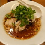 スパイスの効いたカレーらーめん(渡なべ )