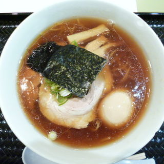 煮玉子醤油らぁ麺(湘南野の実)