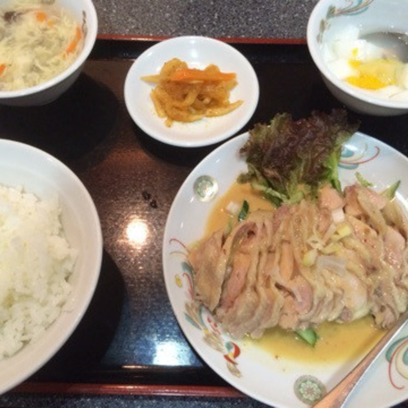 バンバンジー定食(満堂紅 （マンドンコウ）)