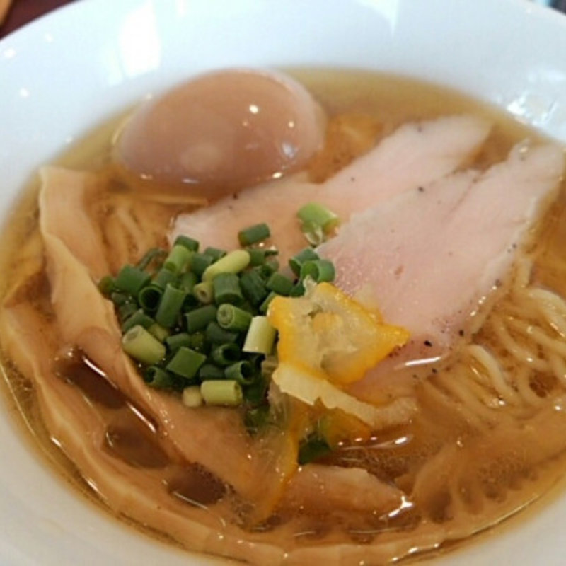 味玉のせ鶏そば（塩）(満開 )