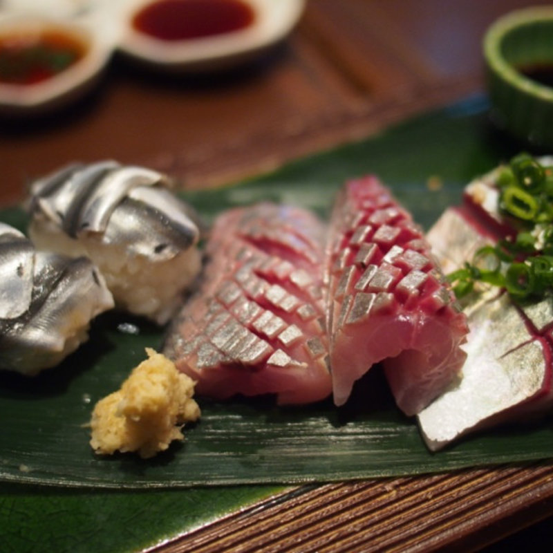 刺身盛り合わせ(潮音 （シオン）)