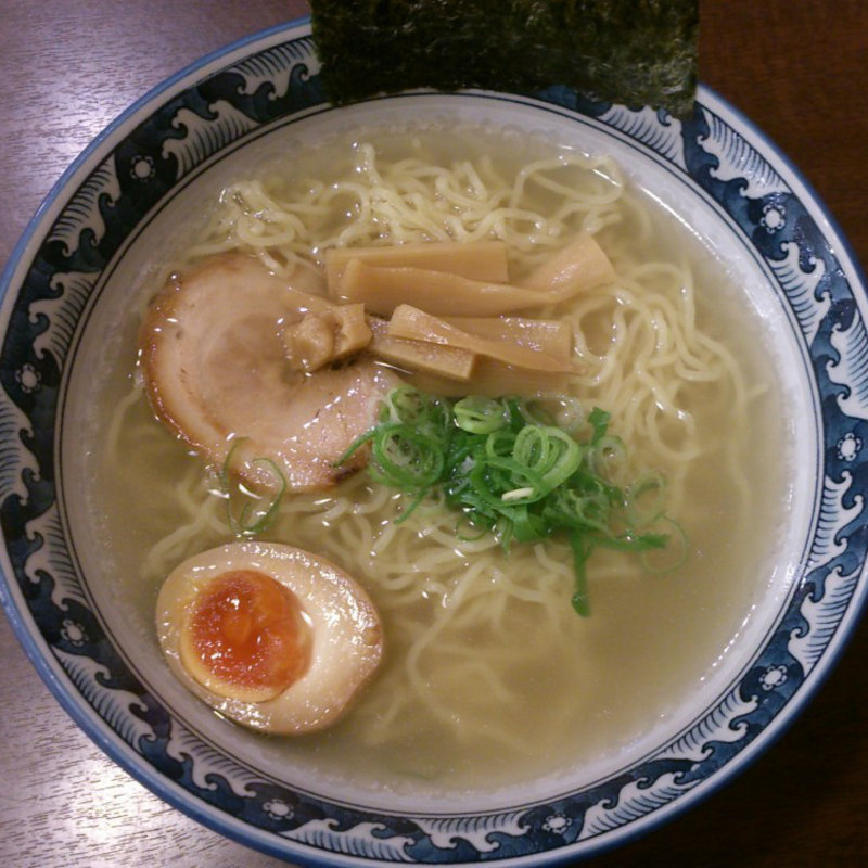 塩らーめん(灯台ラーメン （とうだいらーめん）)