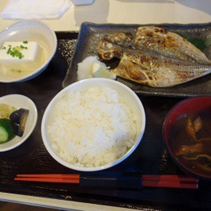 アジの開き定食(炙 （Aburi）)