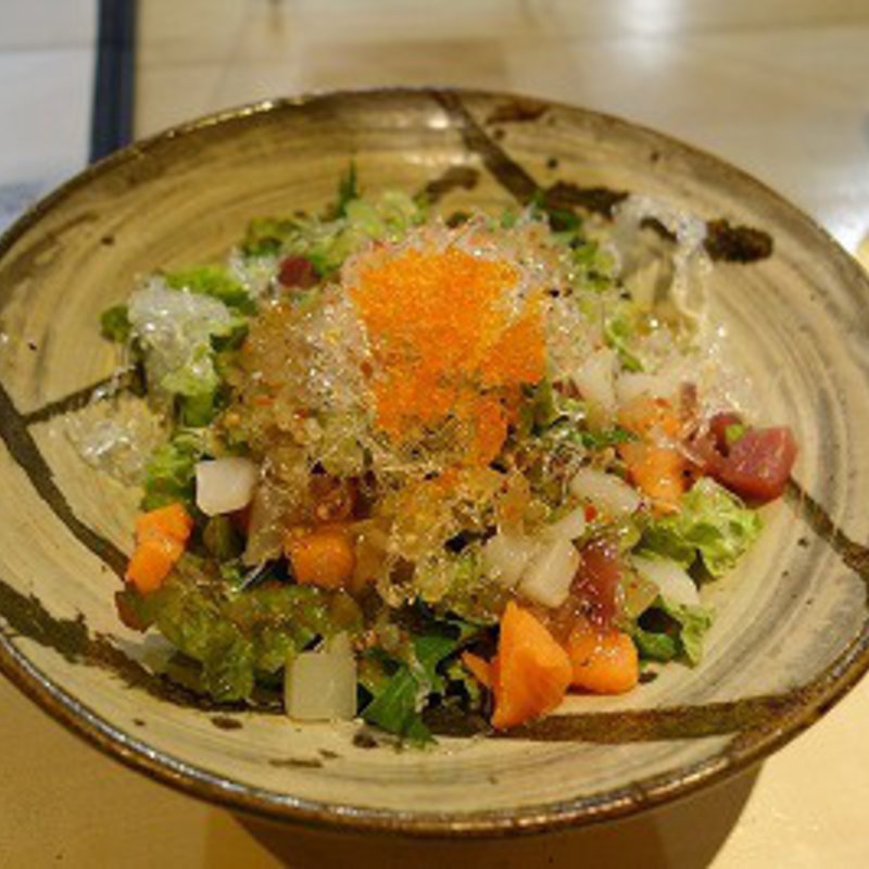 海鮮サラダ（ハーフ）(炙 （Aburi）)