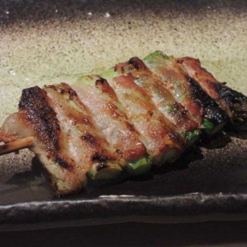 アスパラの豚肉巻き(炭火やきとり近藤屋)