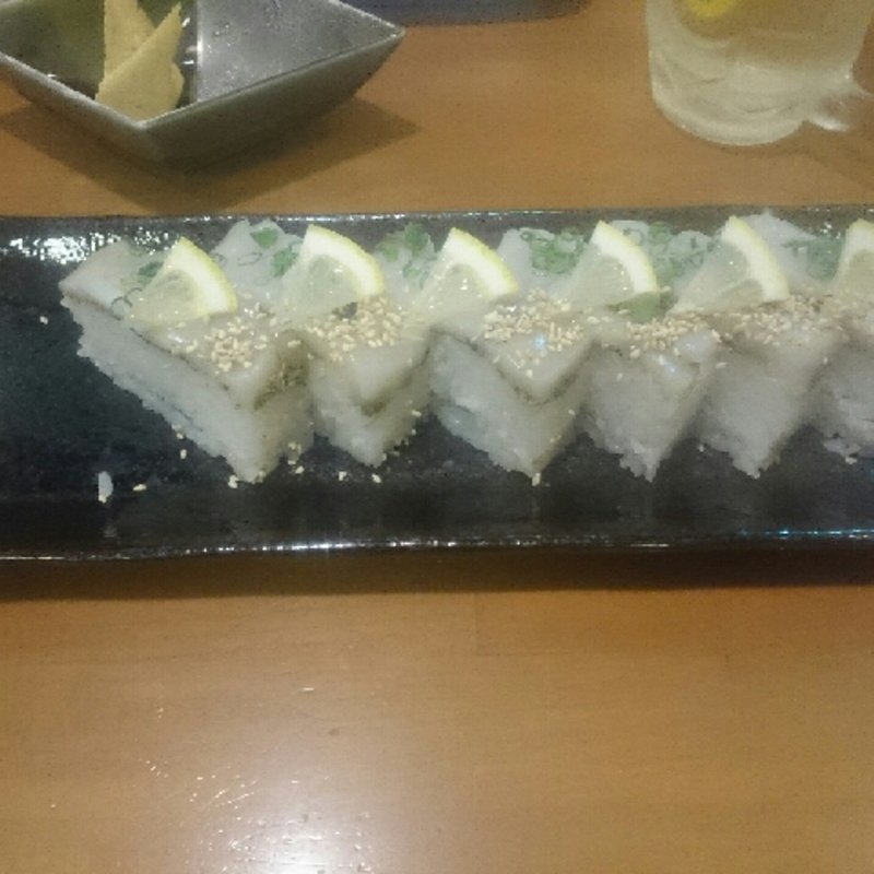 ホタテの棒寿司(炭火割烹てつ)