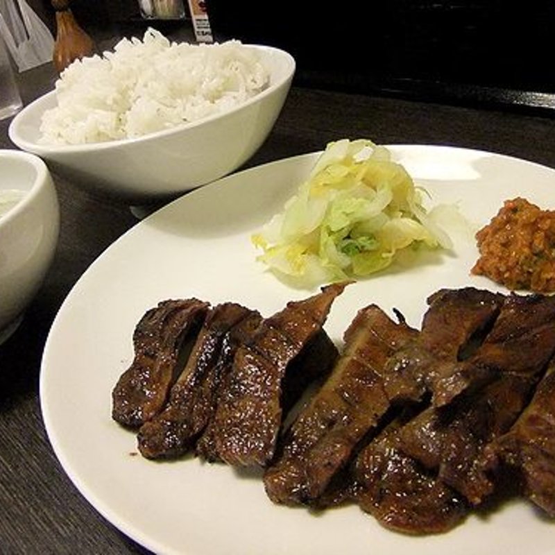 お昼の牛たん定食(炭焼牛たん 東山 福岡天神店 )
