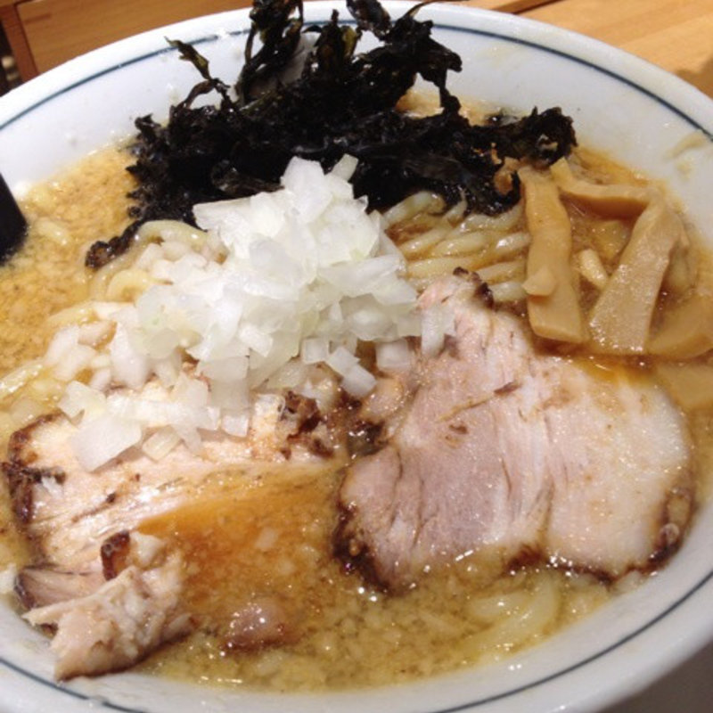 あご醤油らーめん(焼きあご塩らー麺 たかはし )