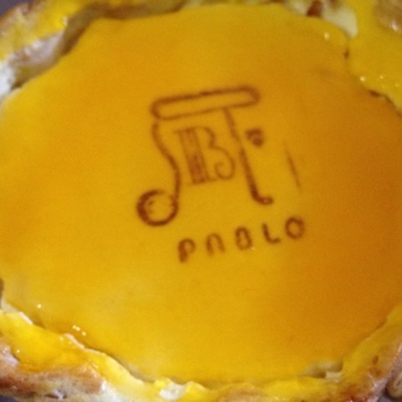 チーズケーキ(焼きたてチーズタルト専門店PABLO 心斎橋店 （パブロ）)