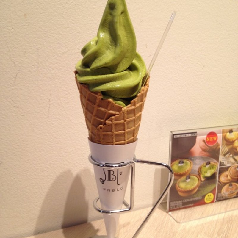 宇治抹茶チーズソフト(焼きたてチーズタルト専門店PABLO 心斎橋店 （パブロ）)