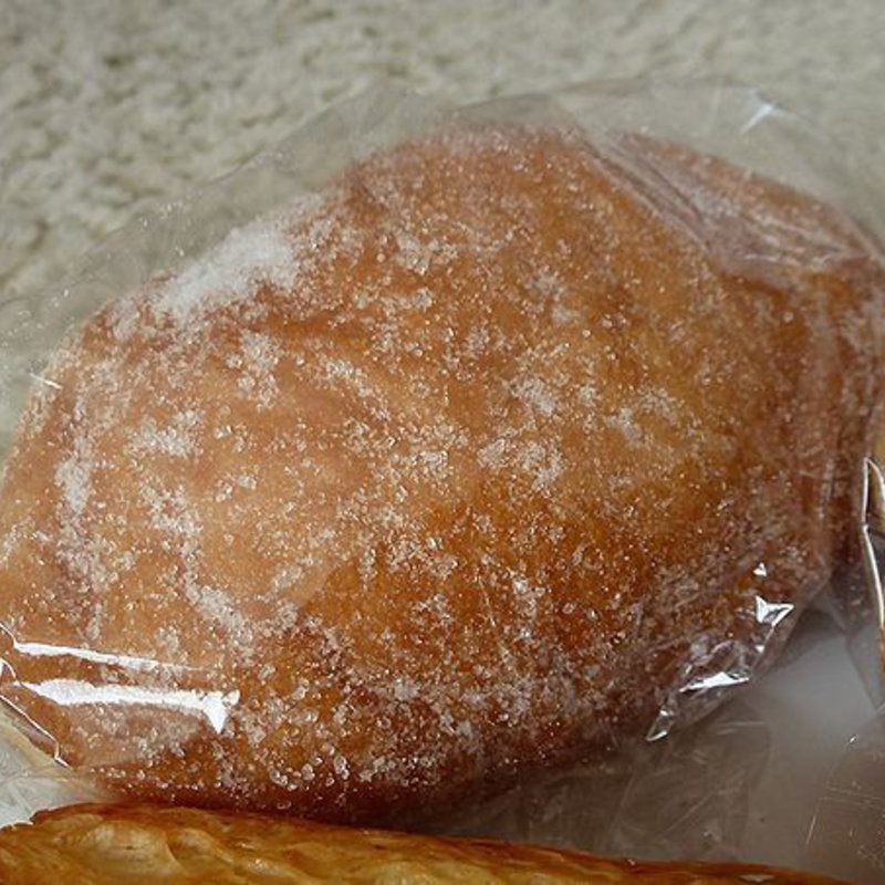 クリームドーナッツ(焼きたてパン 茶屋)